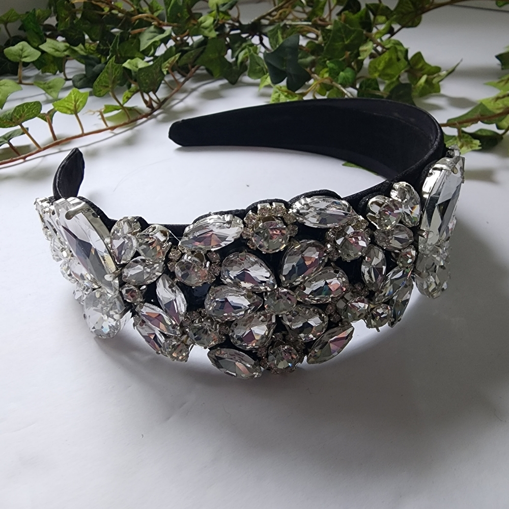 Crystal Embellished Black Headband